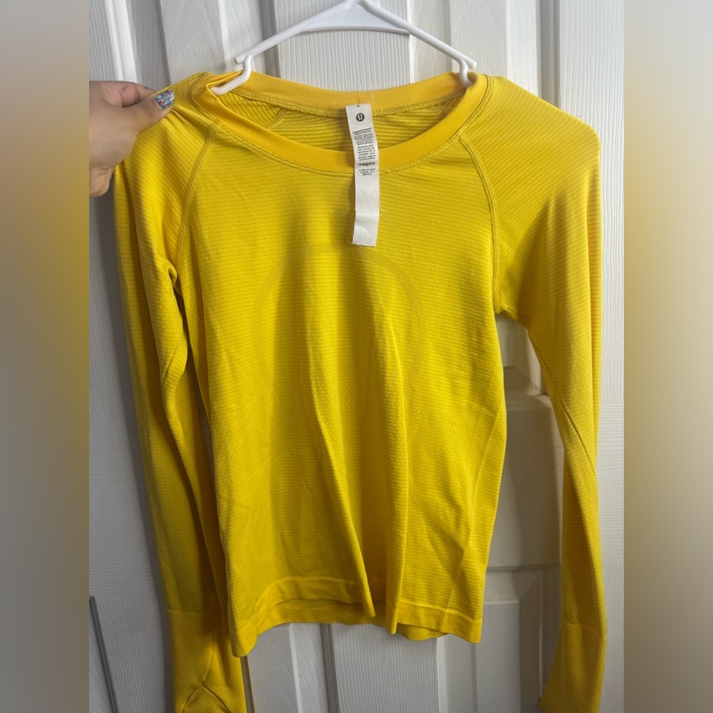 Lululemon Swiftly Tech Long Sleeve 2.0